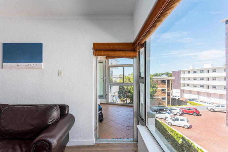 2 Bedroom Property for Sale in Gardens Western Cape